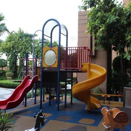 100100 Suites At Times Square Malaysia Kuala Lumpur Bagian luar foto