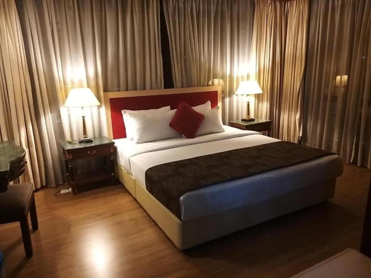 100100 Suites At Times Square Malaysia Kuala Lumpur Bagian luar foto