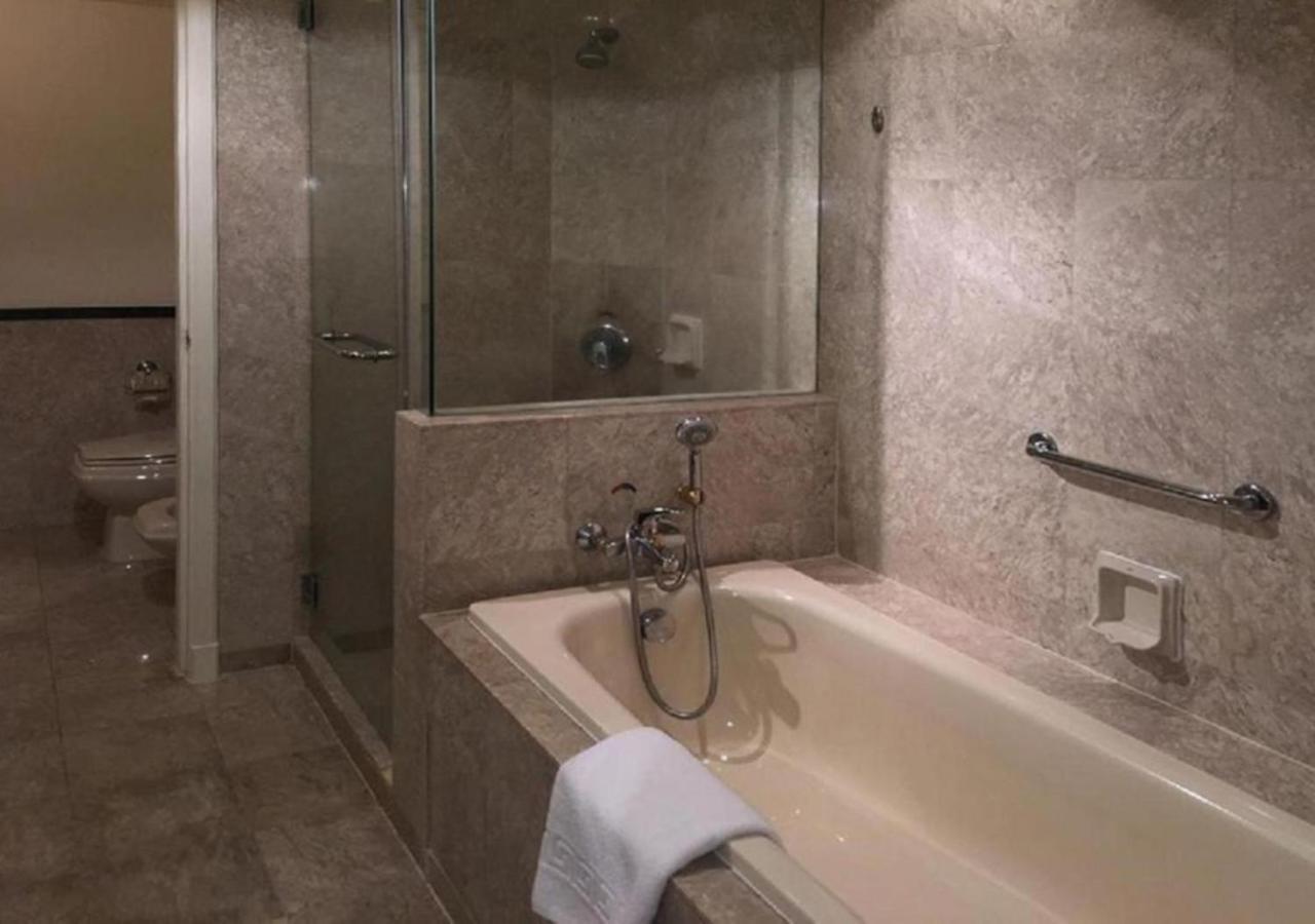 100100 Suites At Times Square Malaysia Kuala Lumpur Bagian luar foto